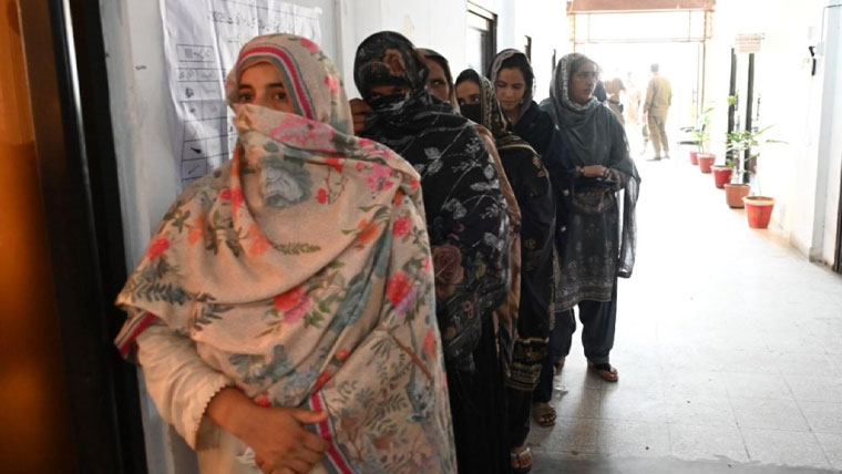 آزاد کشمیر الیکشن کا پہلا مرحلہ، میرپور ڈویژن کے 3 اضلاع میں پولنگ کا آغاز