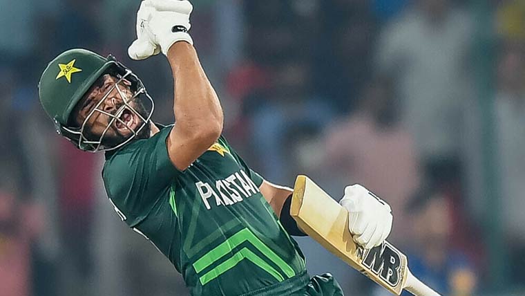 گلوبل سپر لیگ سے لاہور قلندرز نے عبداللّٰہ شفیق کو ریلیز کر دیا