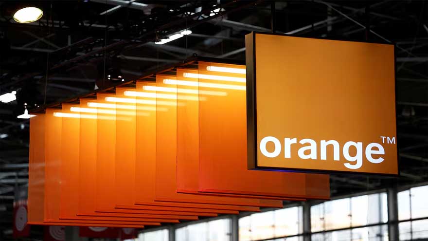 Orange, Morrison plan French data centre venture to meet AI demand