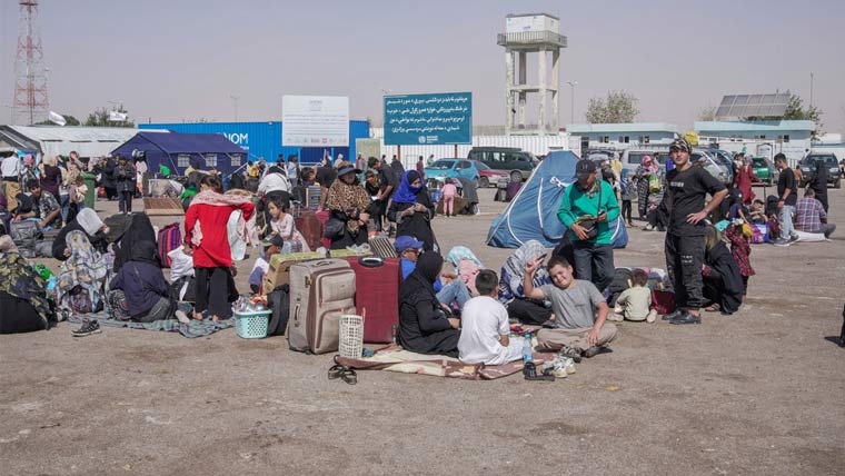 طالبان رجیم دنیا بھرسے واپس آنے والے افغان مہاجرین کو سنبھالنے میں بری طرح ناکام