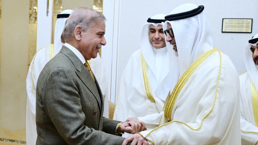 PM Shehbaz, Kuwait FM reaffirm solidarity and deepen cooperation across key sectors
