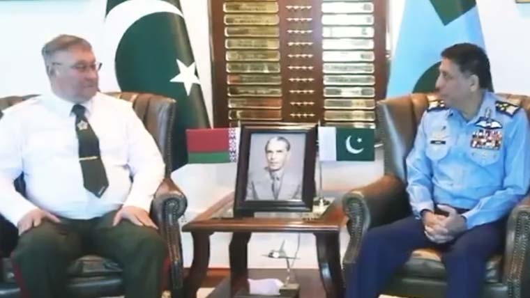 بیلاروسی دفاعی وفد کی ایئر ہیڈکوارٹرز آمد، پاک فضائیہ کے سربراہ سے ملاقات