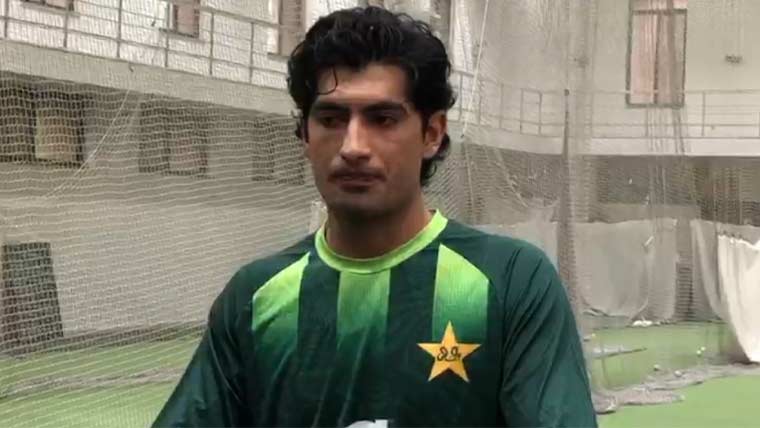 کوشش کر رہے ہیں ماڈرن ڈے کرکٹ کے رنگ میں رنگ جائیں، نسیم شاہ