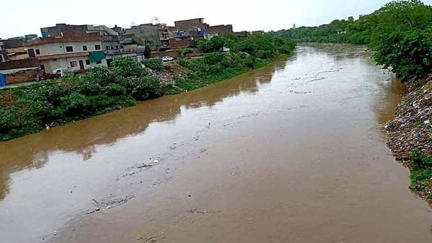 Heavy rains flood Rawalpindi, Islamabad as rain emergency declared