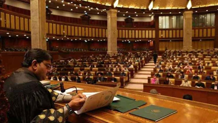 کامیاب صفائی آپریشن: مریم نواز کو خراجِ تحسین پیش کرنے کی قرارداد اسمبلی میں جمع