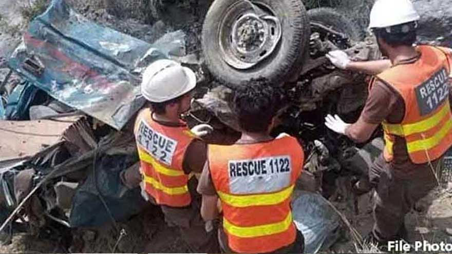 Seven die as tourist vehicle plunges into ravine near Fairy Meadows