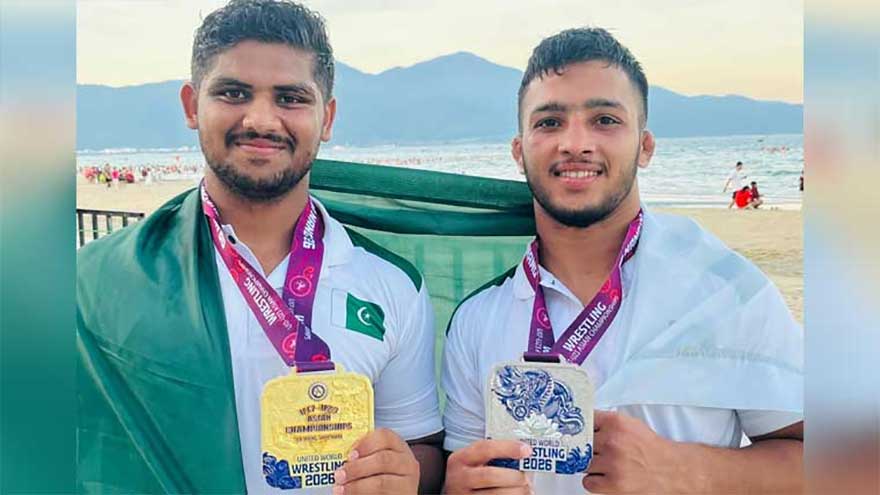 Pakistani wrestlers shine at Asian Beach Wrestling Championship with gold and silver medals