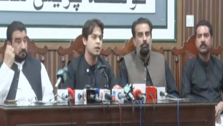 ڈیجیٹل جنگ جاری، نوجوانوں کو گمراہ کرنے کی کوشش کی جا رہی: جمال رئیسانی