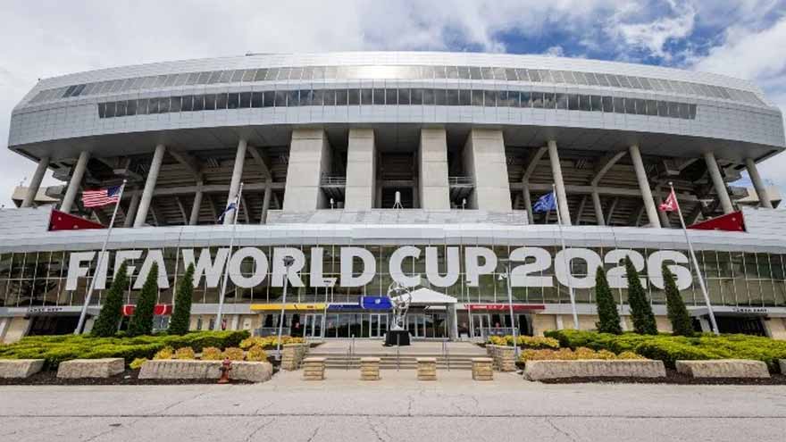 World Cup fans barred from bringing water bottles into stadia