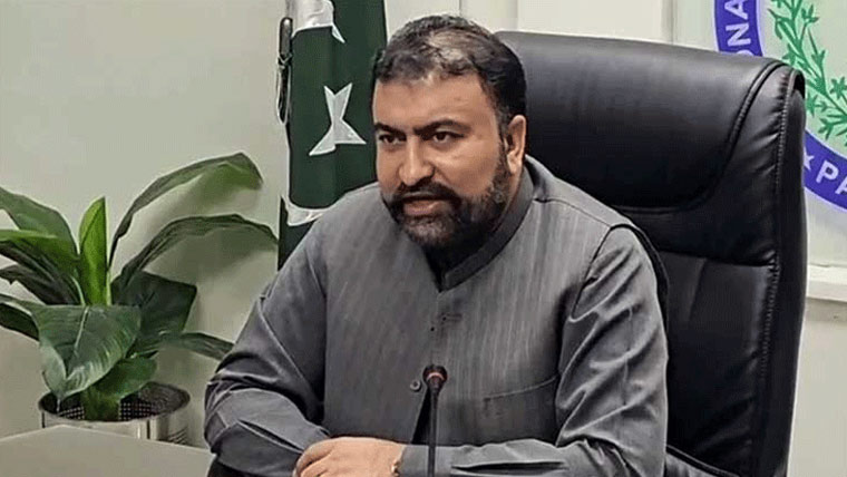 ٹاٹ کلچر کا خاتمہ، ہر سکول کو ڈیسک فراہم کرنے کا فیصلہ: سرفراز بگٹی