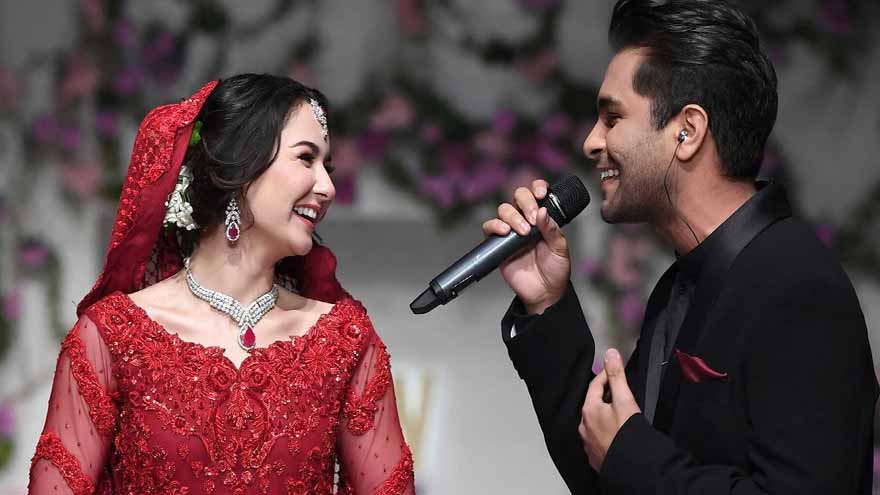 Social media buzz over possible Hania Aamir voice in Asim Azhar track