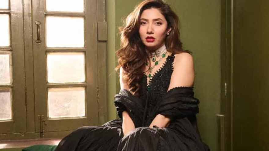 Mahira Khan accepts that lead heroine roles may not last forever