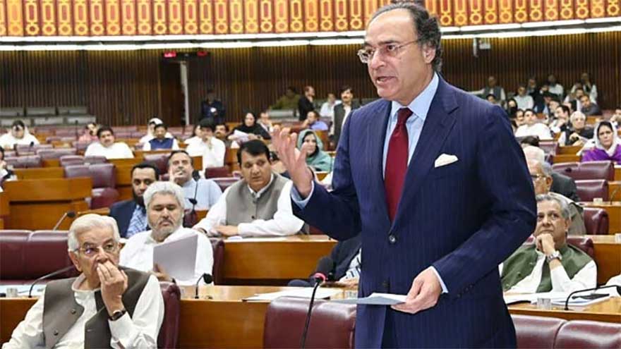 Govt decides to call budget session on short notice