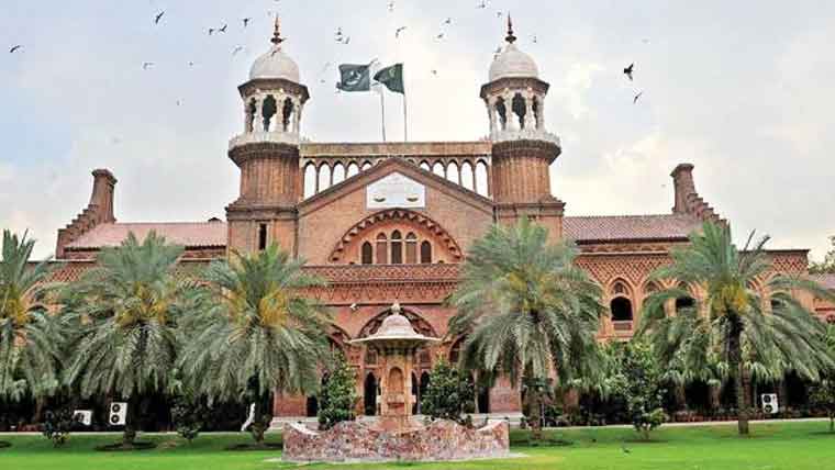 عدالت کا 14 سال قبل برطرف کئے گئے چوکیدار کو بحال کرنے کا حکم