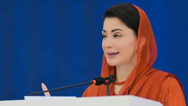 پبلک ٹرانسپورٹ میں کیو آر پینک بٹن متعارف کرا رہے ہیں : مریم نواز