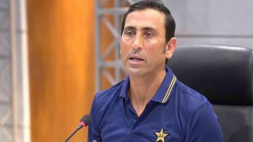 Younis Khan agrees to work with PCB, signals willingness to serve in any role