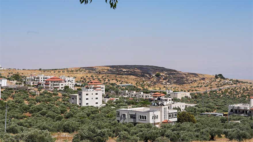 Israeli, Palestinian civil society meet in France as two-state solution dims
