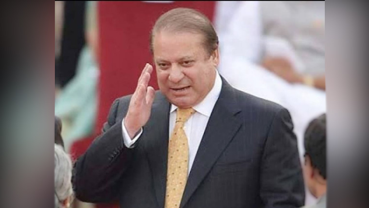 قائد مسلم لیگ (ن) نواز شریف نے عمرہ کی سعادت حاصل کر لی