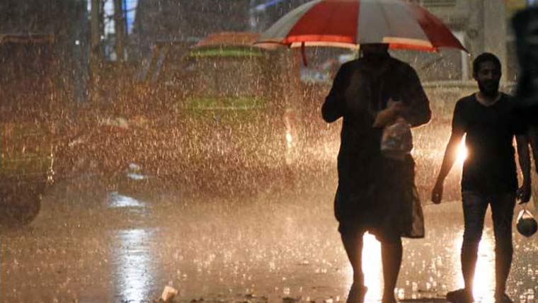 پنجاب: بارش کے باعث مختلف حادثات میں 5 افراد جاں بحق اور 23 زخمی