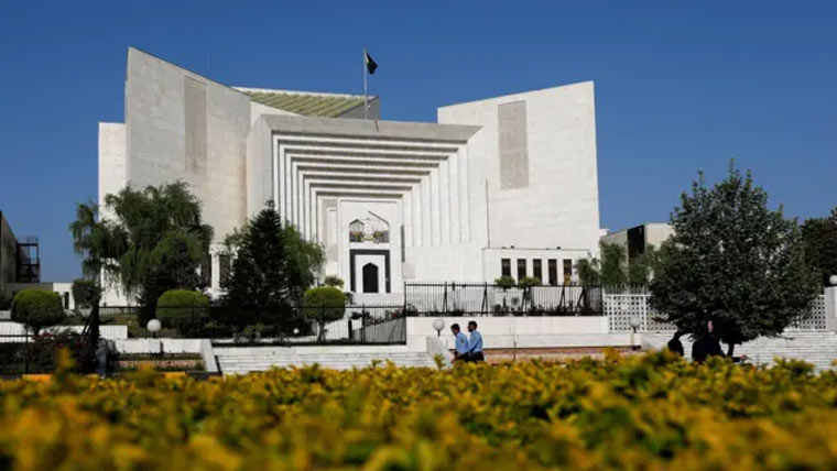 سپریم کورٹ نے عدالتوں کے 4 روزہ ورکنگ شیڈول کا نوٹیفکیشن واپس لے لیا