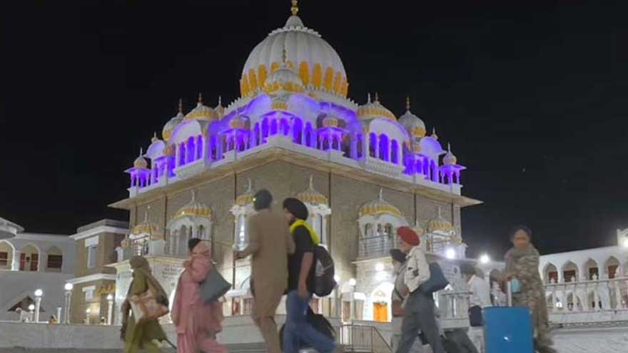 Sikh pilgrims perform religious rituals at Gurdwara Panja Sahib, praise Pakistan's hospitality