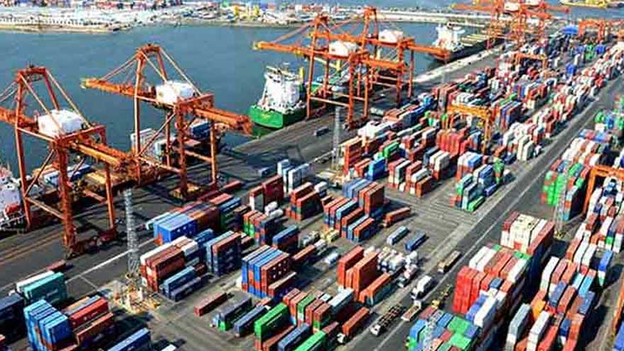Karachi Port climbs 30 places in global container index