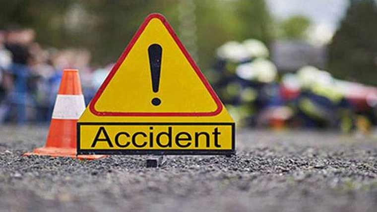 شجاع آباد میں ٹریفک حادثہ، ایک شخص جاں بحق، 4 زخمی