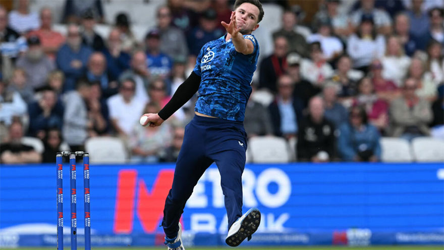 England to give debuts to Cox and Baker against New Zealand