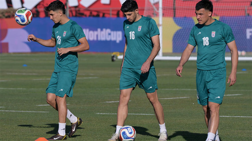 Iranian forward gets US visa for World Cup: team official