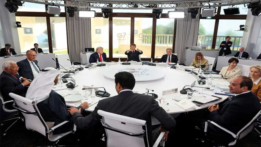 G7 leaders back Ukraine, plan greater pressure on Russia
