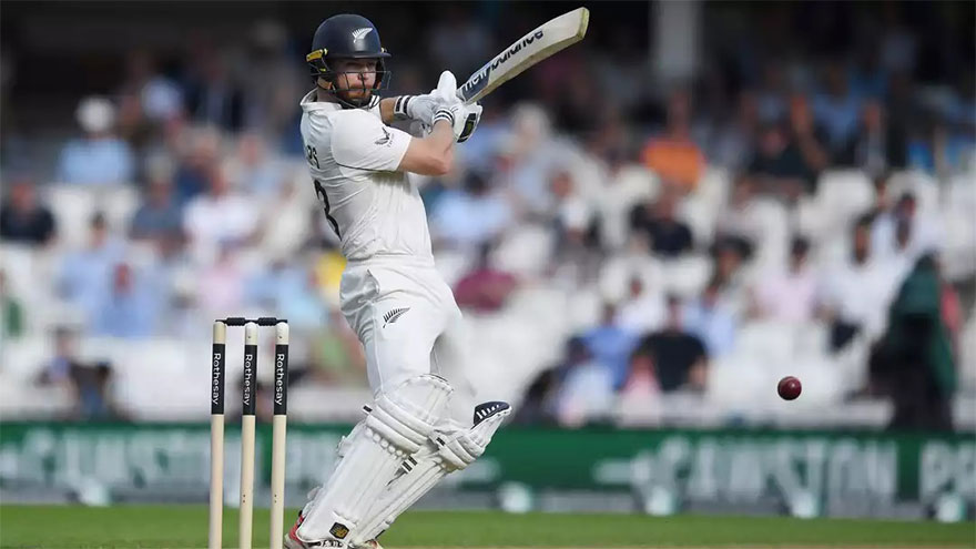 Blundell, Phillips lead New Zealand recovery against England