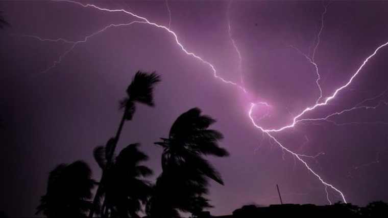 ہنگو میں آسمانی بجلی گرنے سے 3 افراد جاں بحق، 4 زخمی
