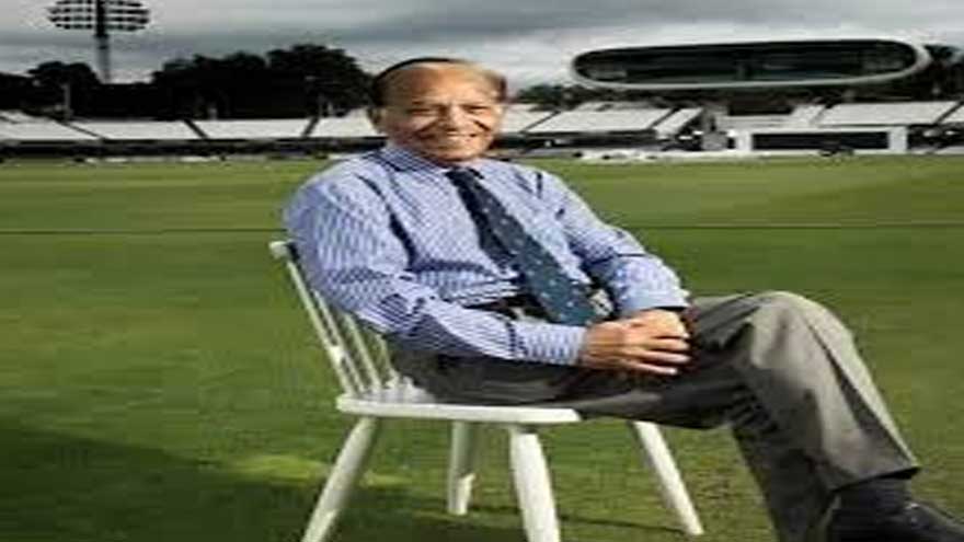 Senior sports journalist Qamar Ahmed passes away in Karachi at 88