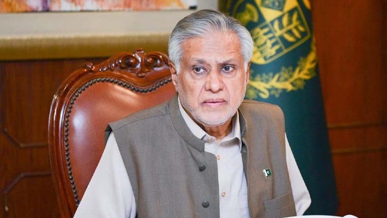 پٹرولیم مصنوعات کی قیمتوں میں 59 روپے تک کمی ہوگی: اسحاق ڈار
