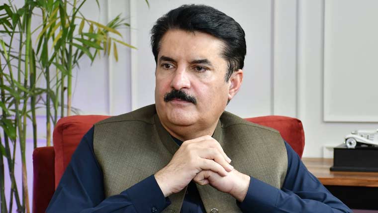 فیصل کریم کنڈی نے کے پی میں پی ٹی آئی کی 14 سالہ کارکردگی مایوس کن قرار دیدی
