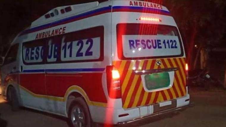 مریدکے: 2 موٹرسائیکلوں میں تصادم، باپ جاں بحق، بیٹا زخمی