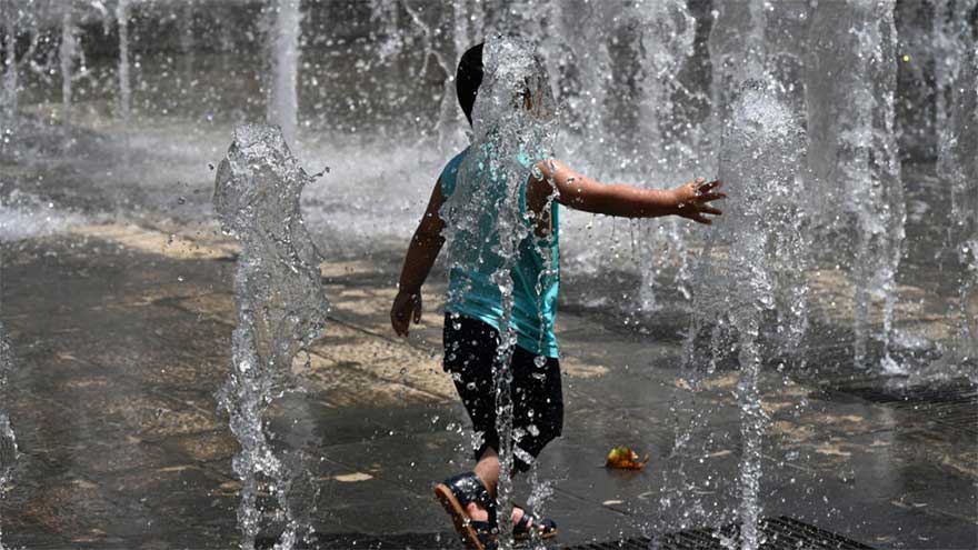 Europe swelters as more heat records set to tumble