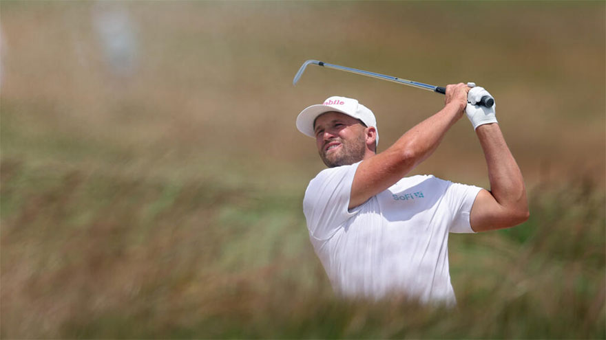 Clark leads as fellow major winners charge at US Open