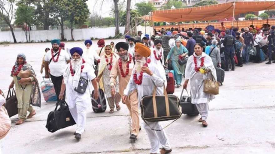 337 Indian Sikh pilgrims arrive in Pakistan for Maharaja Ranjit Singh's death anniversary