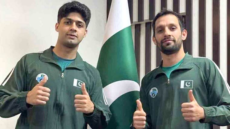 ایشین ڈبلز سکواش چیمپئن شپ: پاکستانی ٹیم چاندی کا تمغہ جیتنے میں کامیاب