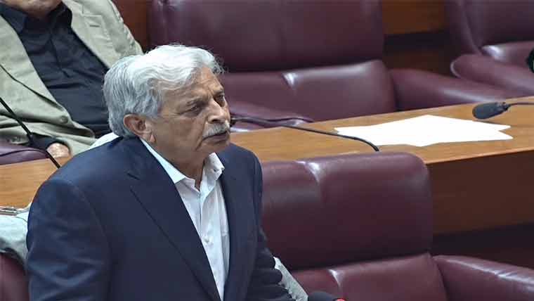 پنجاب میں کسانوں کو سبسڈی پر ٹریکٹرز فراہم کیے جا رہے ہیں: رانا تنویر حسین