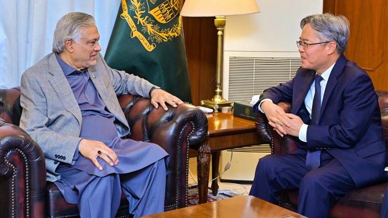 پاکستان اور چین کا خطے میں امن و استحکام اور سفارتی تعاون بڑھانے پر اتفاق