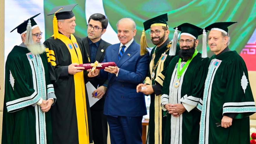 Pakistan honours Iran President with honorary fellowship in cardiac surgery