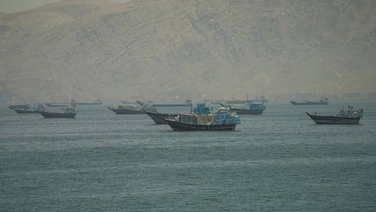 آبنائے ہرمز کی ٹریفک معمول کی طرف واپس آ گئی ہے، میری ٹائم ٹریکر