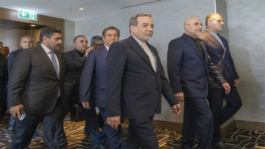 'Pragmatists' vs 'hardliners': Is Iran split over US deal?