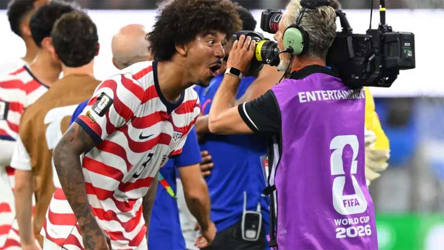 USA, Germany in control as Dutch eye World Cup knockouts