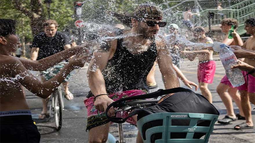Events cancelled, records loom as heatwave reaches Germany