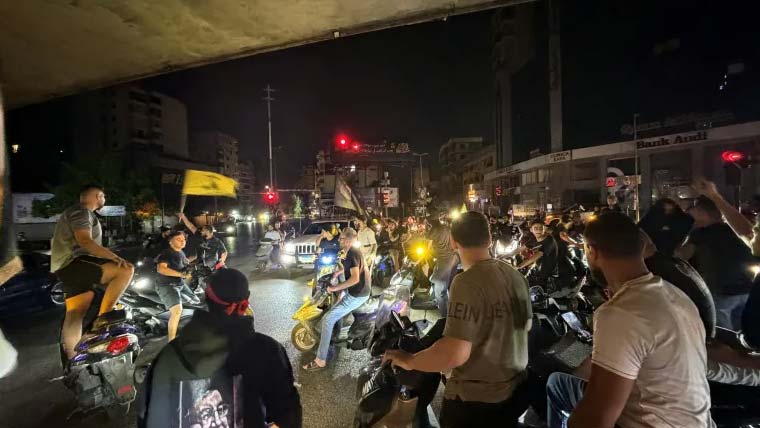 اسرائیلی فوج کی لبنان میں موجودگی کو توسیع دینے پر لبنانی شہریوں کا شدید احتجاج
