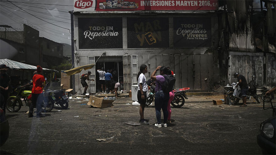 Looting, theft in Venezuela's earthquake zone add to tragedy