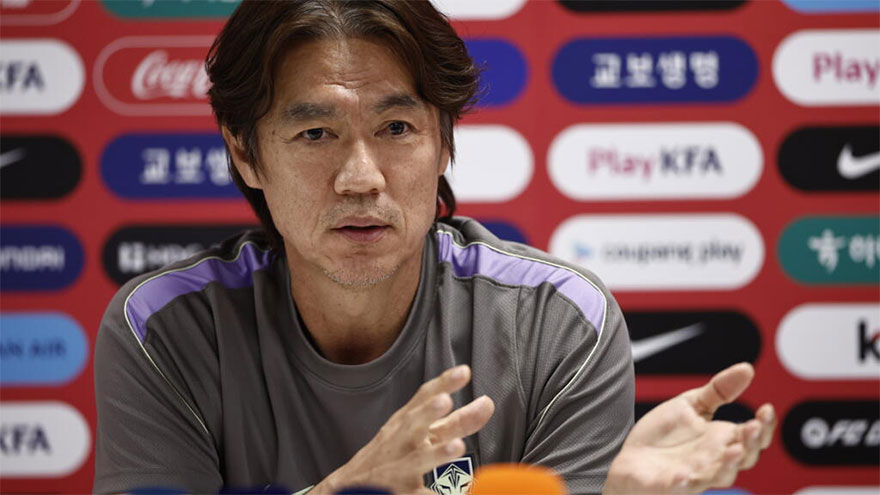 South Korea coach quits after early World Cup exit